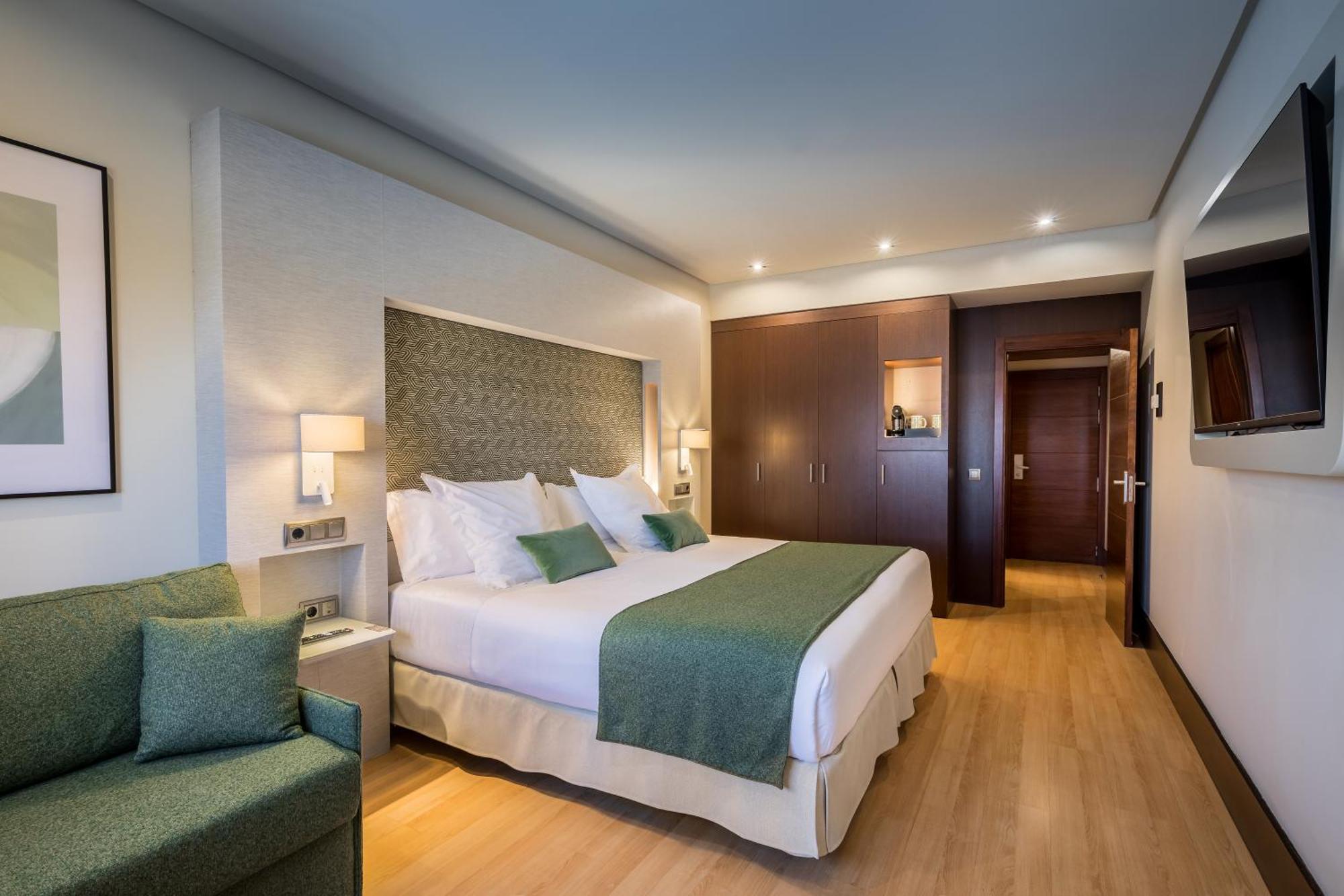 Barcelo Granada Congress Hotel Exterior photo Room